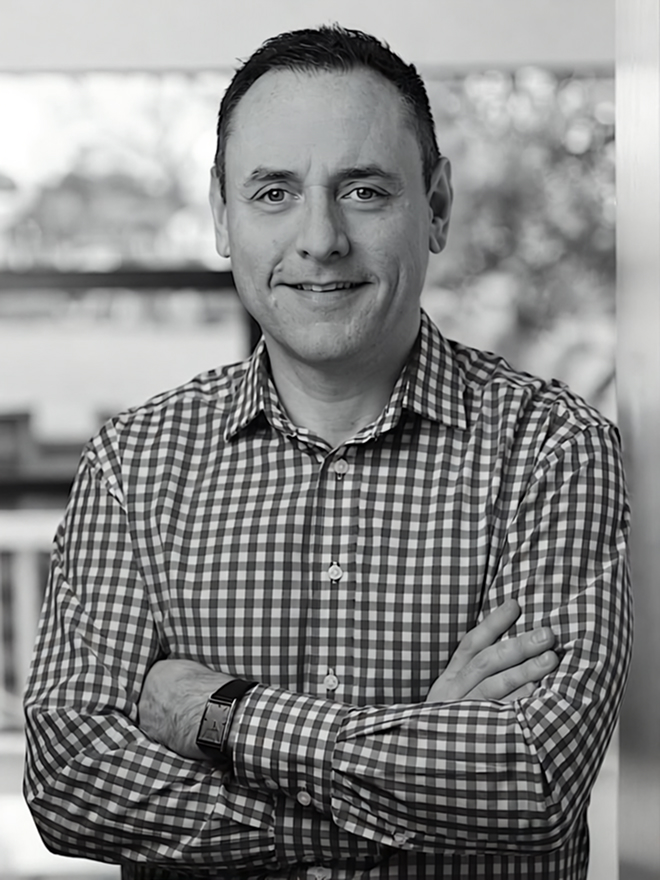 simon improve the attached photo pro 1